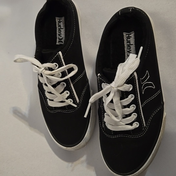 Hurley Shoes, Sz 6M, Kayo Lace Mules, Black n White, Slip-ons, Open-heel - Picture 5 of 11